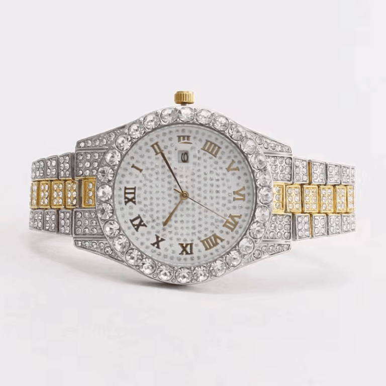 Reloj analógico de lujo tachonado con diamantes