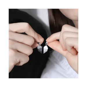 Collar magnético con colgante de corazón para parejas