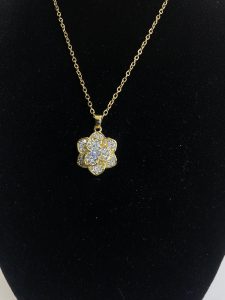 Collar de trébol de tres hojas - Image 4