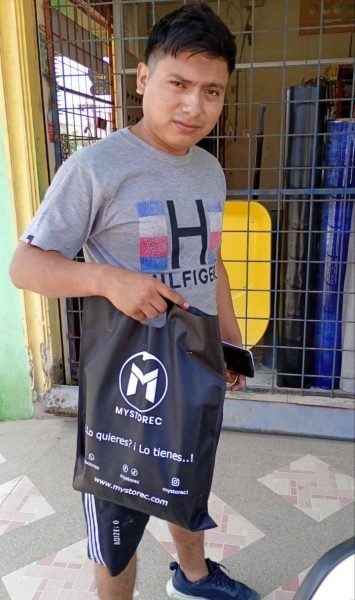 photo_4963043588132506397_y